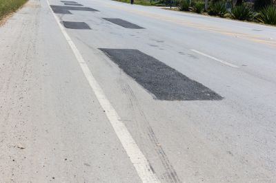 Asphalt Repair Vs. Asphalt Replacement: What Property Owners Should Know